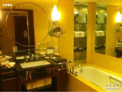 -上海波特曼丽思卡尔顿酒店