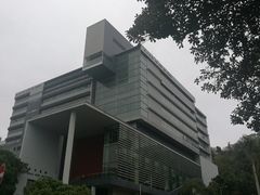 -香港大学