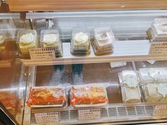 -红宝石·鲜奶小方·海派西点房(南翔店)