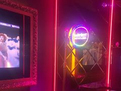 -温莎KTV(珠江路店)