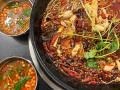-鸿顺老铁锅美蛙鱼府(解放碑店)