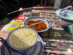 -广信牛奶甜品世家(台东店)