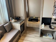 -长沙省政府地铁站亚朵酒店