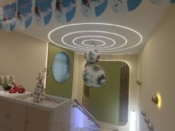 -悦瑢港湾科技美肤芳疗美容