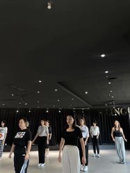 点击看大图 -OCEAN DANCE高空舞蹈室