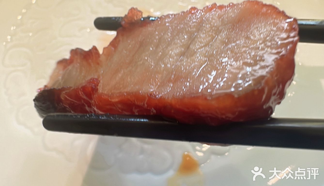 品味万潮记，美味与惊喜的交织！