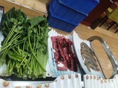 -豚豚猪村烤肉·韩国烤肉(总店)