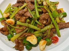 小炒牛肉-上关雪東北菜(中房金谊店)