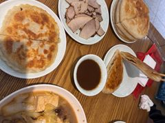 -李连贵酒家熏肉大饼(昆明街店)