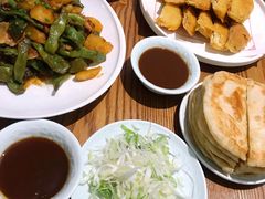 -李连贵酒家熏肉大饼(昆明街店)