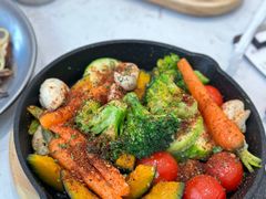 -西语·炭烧牛排(卓越中寰店)