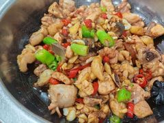 -湖南人家湘菜馆(镇江路店)