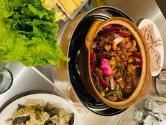 -胡须佬鸡煲四季火锅店(石厦西村直营店)