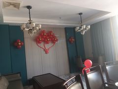 -百鸟朝凤宴会中心