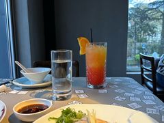-穹六人间 people 6(岳阳路店)