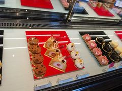 -Salon de The de Joel Robuchon(外滩18号店)