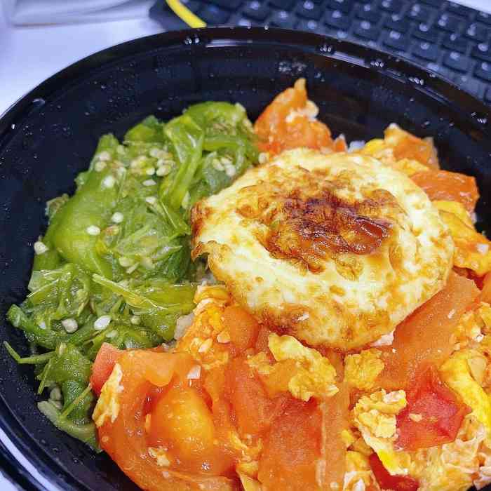 奔跑吧少年擂椒拌饭(万家丽店)-"这个外卖挺不错的,包装袋都很好,里面