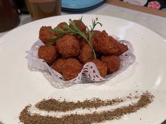 干炸丸子-局气烤鸭·北京菜(前门店)