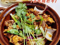 -胡须佬鸡煲四季火锅(龙珠大道店)