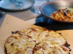 混合蘑菇香草pizza-XUN Bistro西餐厅