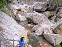 -鄣山大峡谷