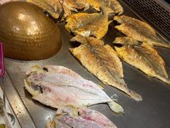 -赶海部落海鲜城(海阳路店)