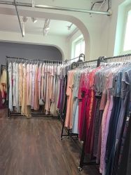 -So Shine 婚纱礼服·喜妈妈喜婆婆礼服馆(北外滩店)