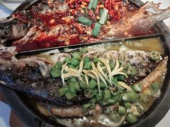 -鸣记脆皮烤鱼·海鲜烤鱼(三八广场店)