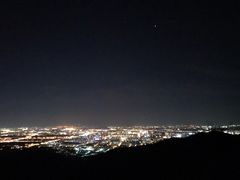 -鬼笑石后山停车场