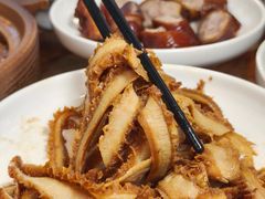 -老鼎万春卤菜(五代传承创始老店)