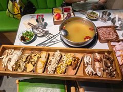-菌小白·野生菌火锅(时尚天河店)