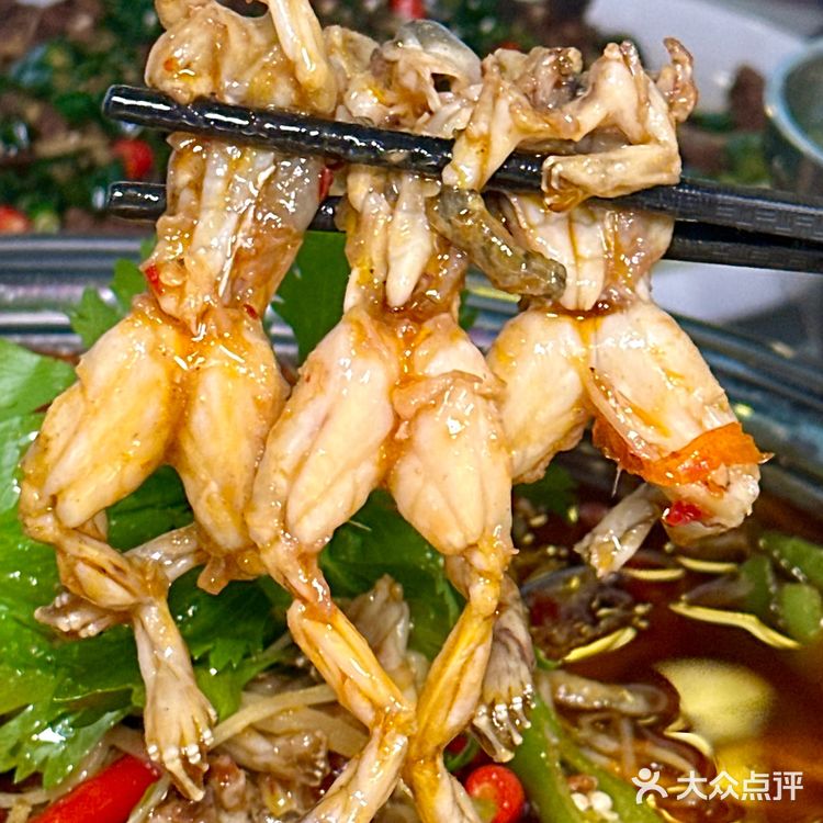 彭州。。。开车几十公里也要来吃的店。。。