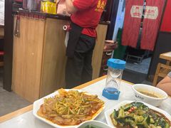 -鲁员外地锅鸡地锅鱼(古墩路店)