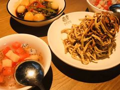 -江渔儿酸菜鱼(万科东荟城店)