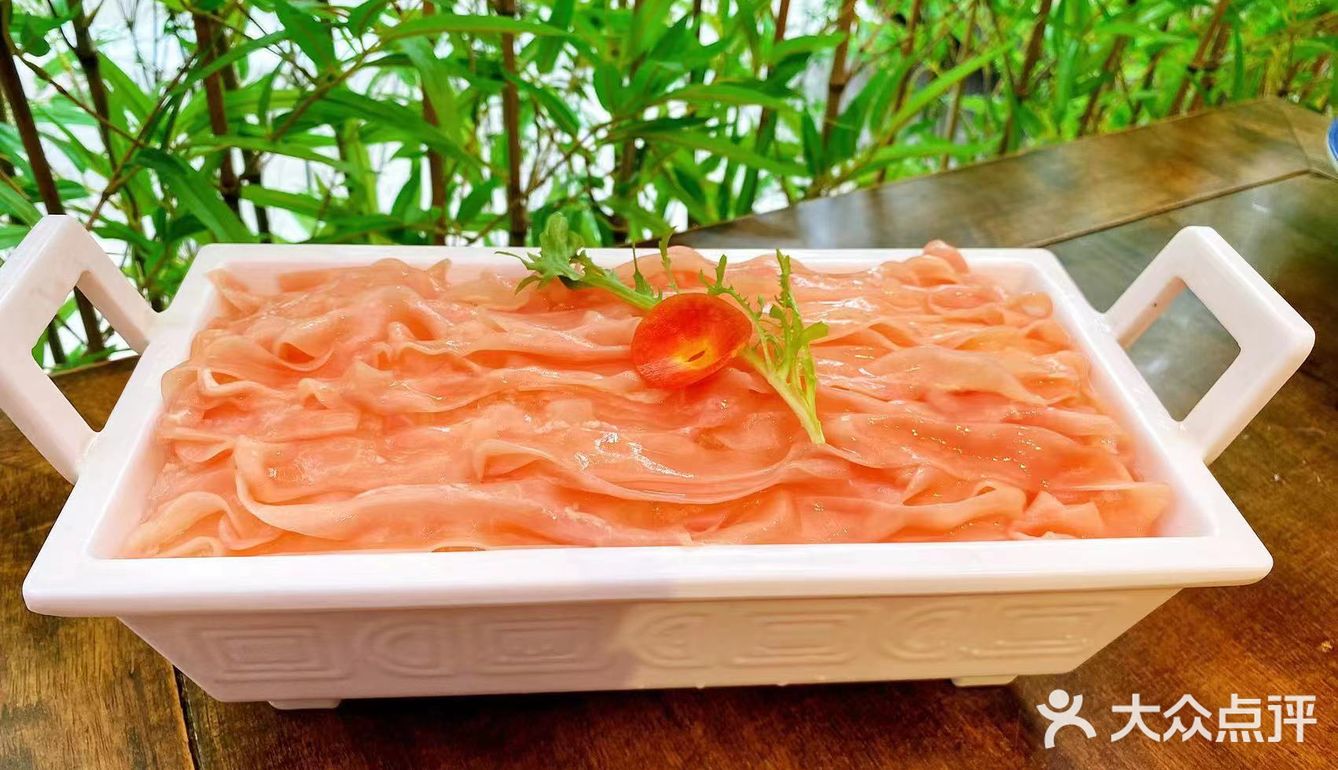 这个火锅不错，牛肉！