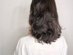 -SIX Hair Consultant