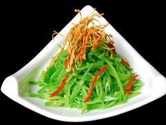 虫草花拌荷兰豆-小土豆北方菜馆(方庄店)