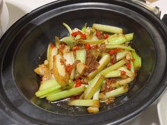 -良厨本味· 老坛剁椒鱼头(深南腾讯店)