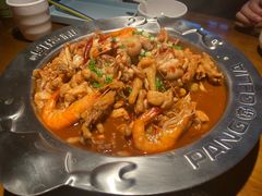 -胖哥俩肉蟹煲(济南世茂国际广场店)