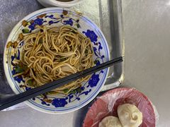 -高师傅特色米粉汤包(建设路店)