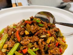 小炒黄牛肉-老湘亲·品鉴湘菜(湖里店)