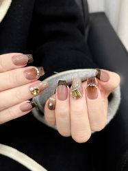 -晨·艺美甲美睫