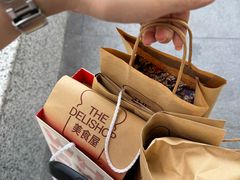 -白天鹅宾馆·美食屋