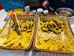 -陈仓老街美食天地