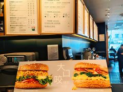 -星巴克臻选(华堂·新辰汇店)