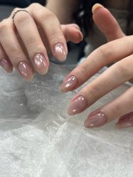 -芊屿芊浔美甲