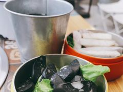 -顶上头·螺蛳火锅(五一新村店)