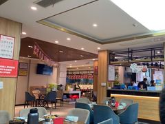 大堂-有红鸡毛店·川菜(建设路店)