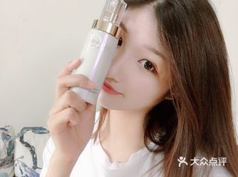 发现有钱人的保养方式真的不太一样啊乳液除了分早晚的