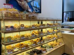 面包甜点陈列柜-山崎面包(苏州中心店)